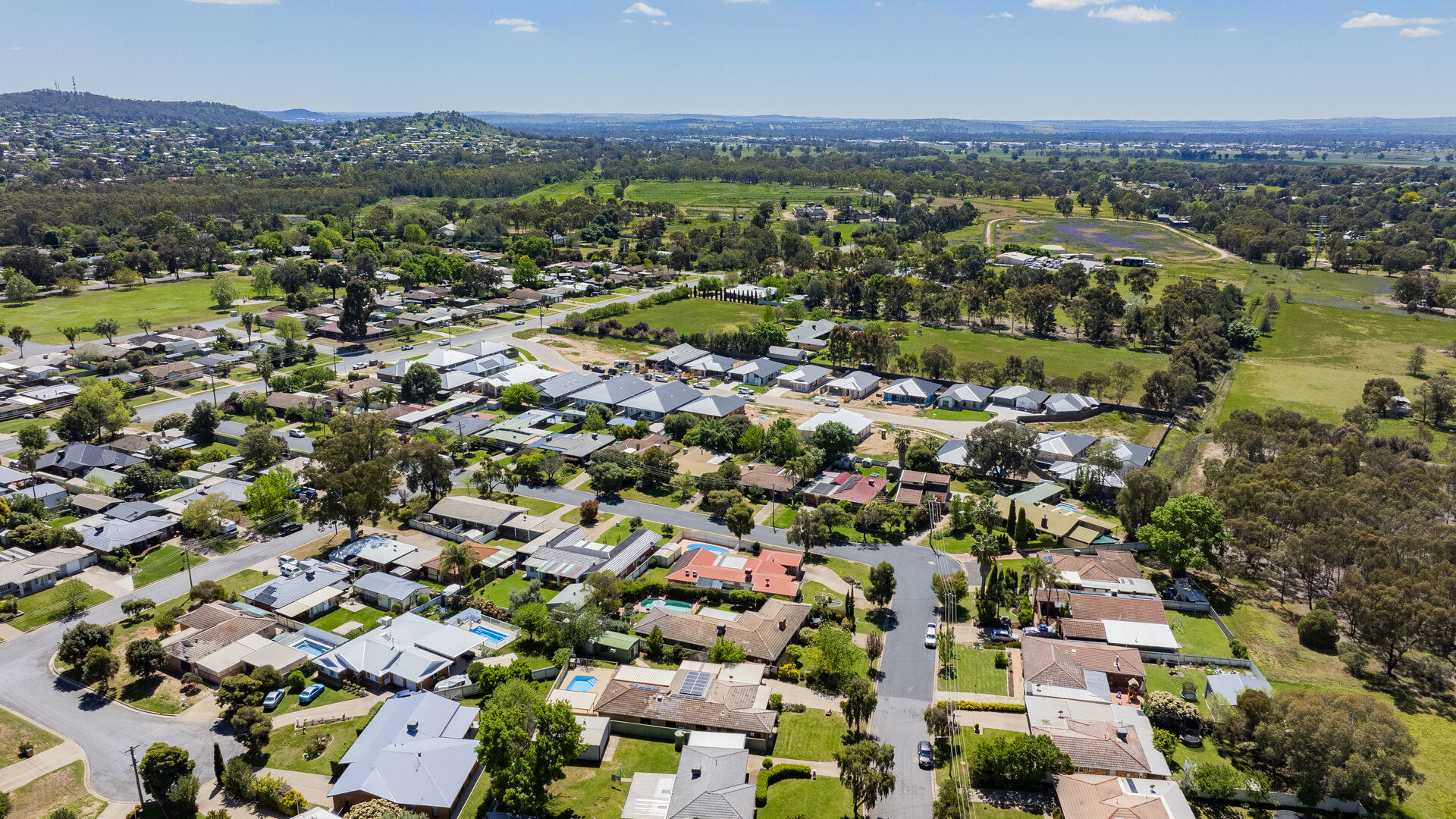 For Sale - 10 Grevillea Crescent - New Property in Lake Albert - Real Estate by Mohammad Rahimi