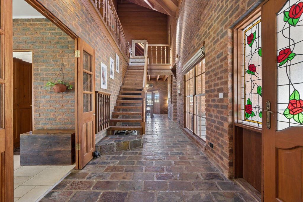 For Sale - 15 Merungle Hill Road - New Property in Leeton - Real Estate by Andrew Pellow