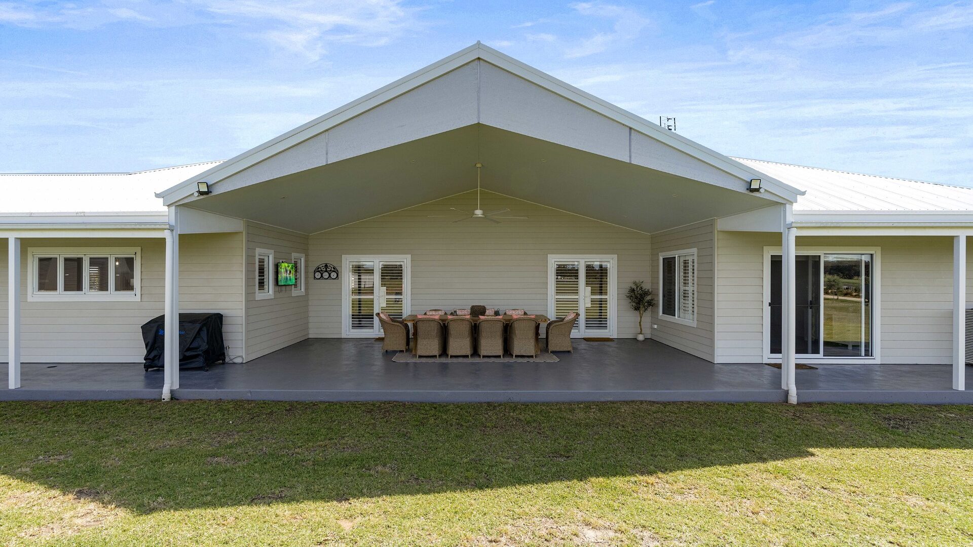 For Sale - 12 Evatt Street - New Property in Temora - Real Estate by Lachlan Pellow