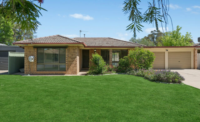 For Sale - 10 Grevillea Crescent - New Property in Lake Albert - Real Estate by Mohammad Rahimi