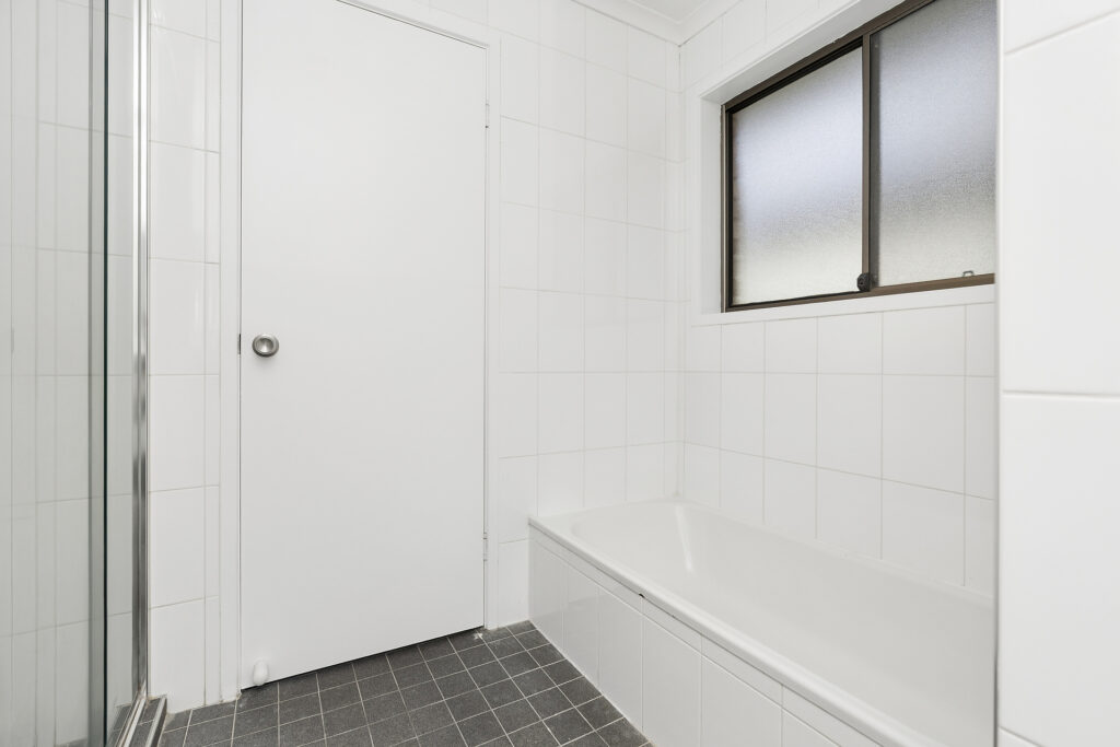 For Sale - 10 Grevillea Crescent - New Property in Lake Albert - Real Estate by Mohammad Rahimi