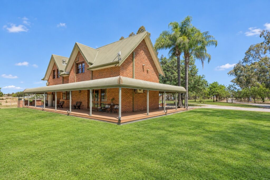 For Sale - 15 Merungle Hill Road - New Property in Leeton - Real Estate by Andrew Pellow