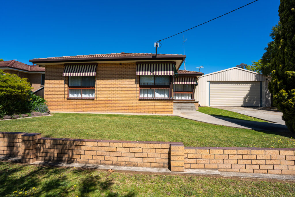 For Sale - 297 Vickers Road - New Property in Lavington - Real Estate by Philip Bell