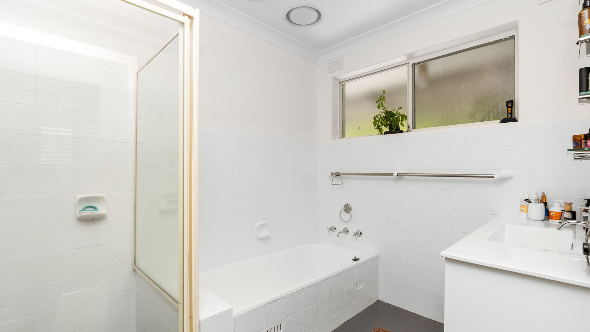 For Sale - 2 Falcon Place - New Property in Kooringal - Real Estate by Andrew Pellow