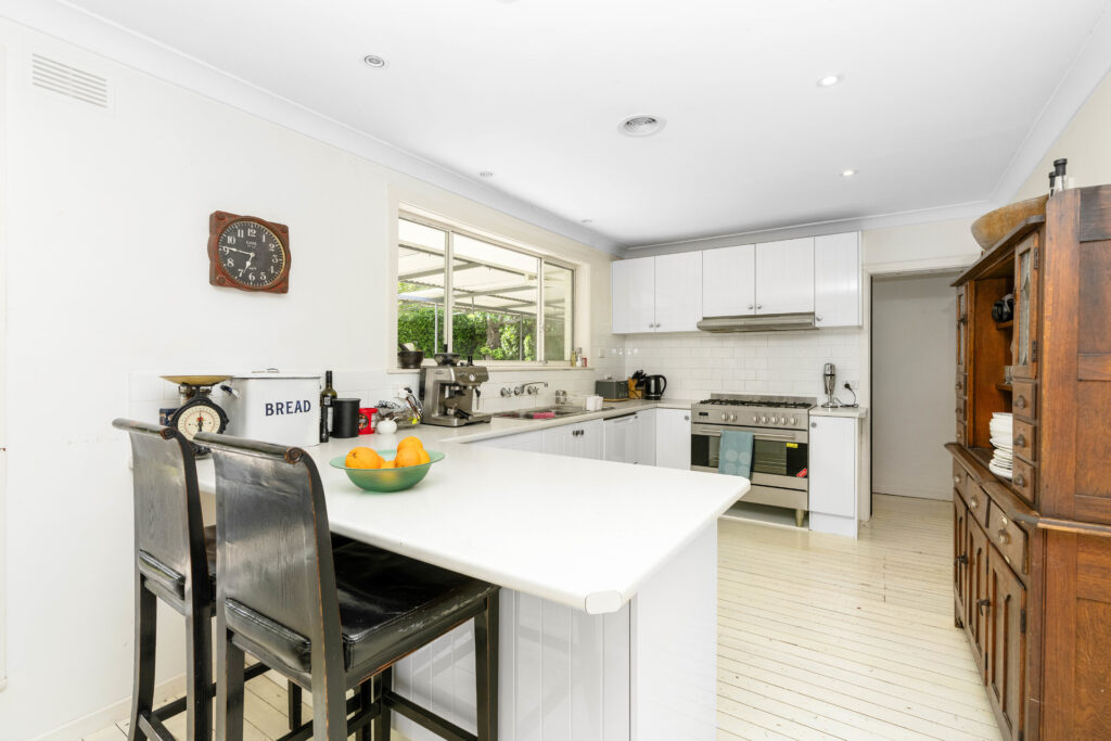 For Sale - 2 Falcon Place - New Property in Kooringal - Real Estate by Andrew Pellow