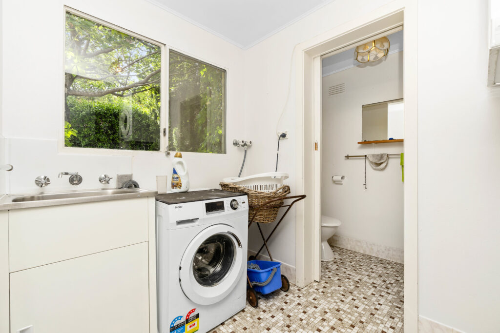 For Sale - 2 Falcon Place - New Property in Kooringal - Real Estate by Andrew Pellow