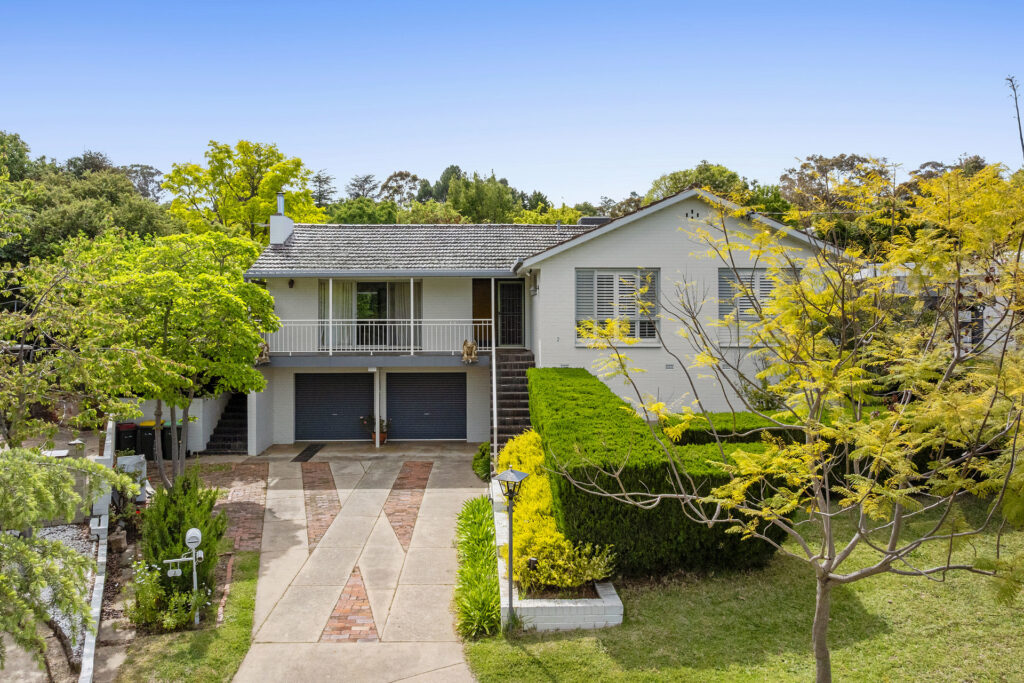 For Sale - 2 Falcon Place - New Property in Kooringal - Real Estate by Andrew Pellow