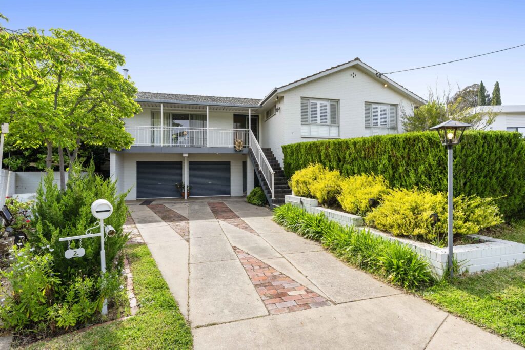 For Sale - 2 Falcon Place - New Property in Kooringal - Real Estate by Andrew Pellow