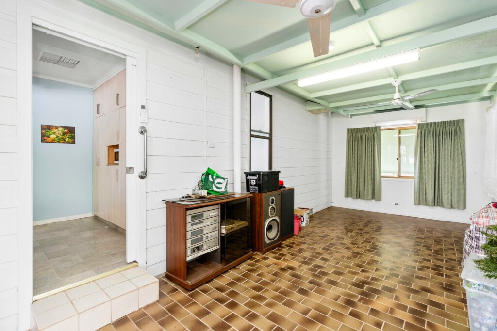 For Sale - 20 John Street - New Property in Cootamundra - Real Estate by  