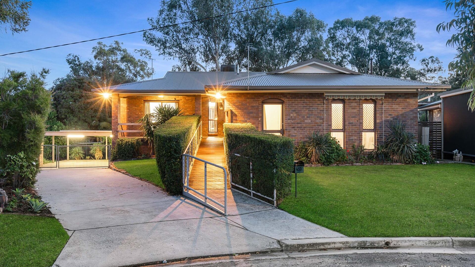 For Sale - 453 Dale Crescent - New Property in Lavington - Real Estate by Jayden Booth