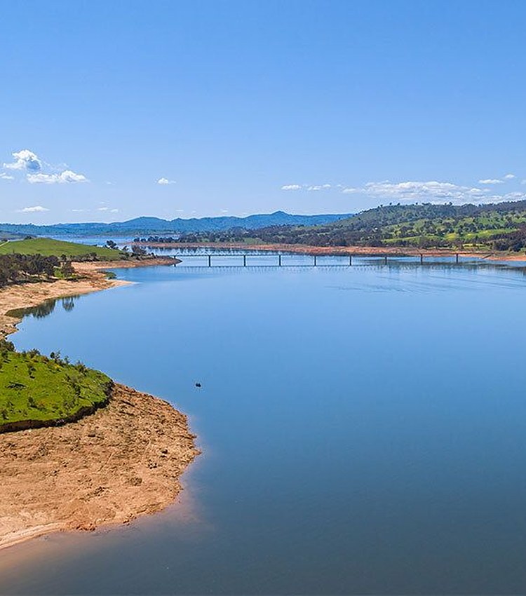 Albury Lake Hume near Albury