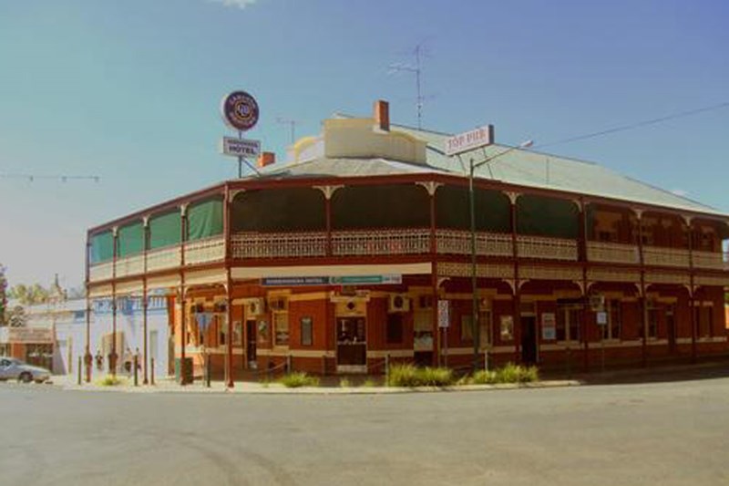 183-187 East Street