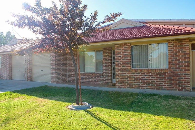 2/90 Parkes Street