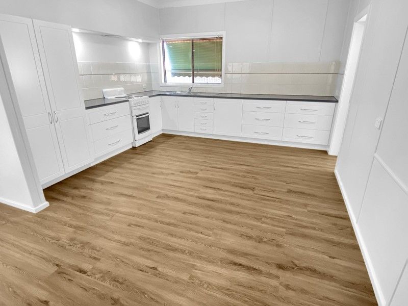 5a Cherry Avenue