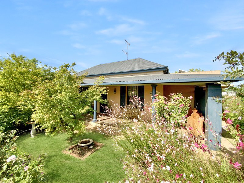 22 Battye Street