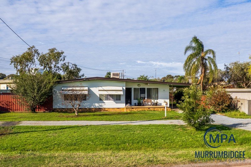 2 Poplar Avenue