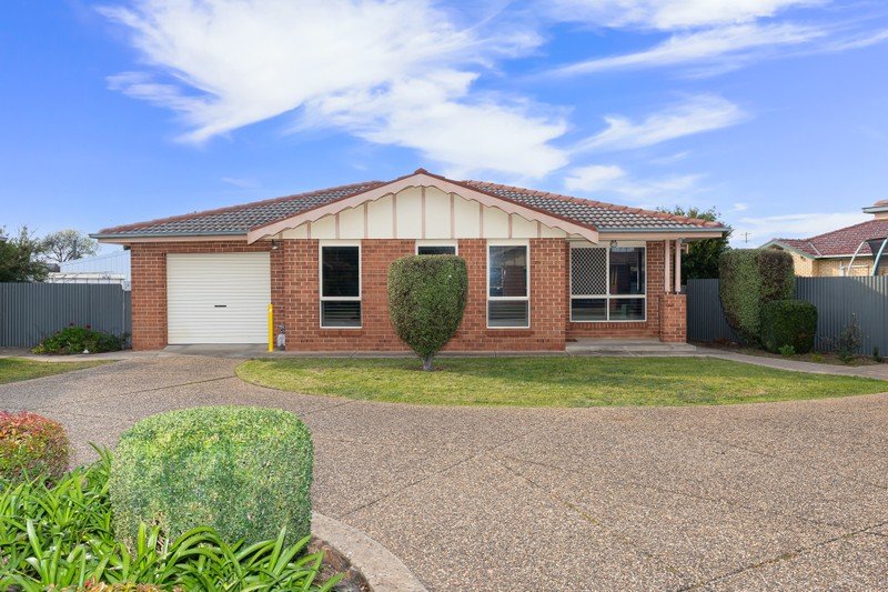4/5 Chambers Place